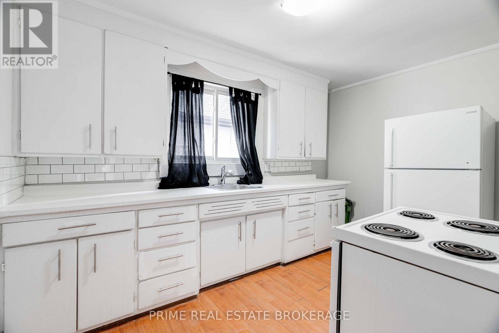 7 Marmora Street Property Photo 7