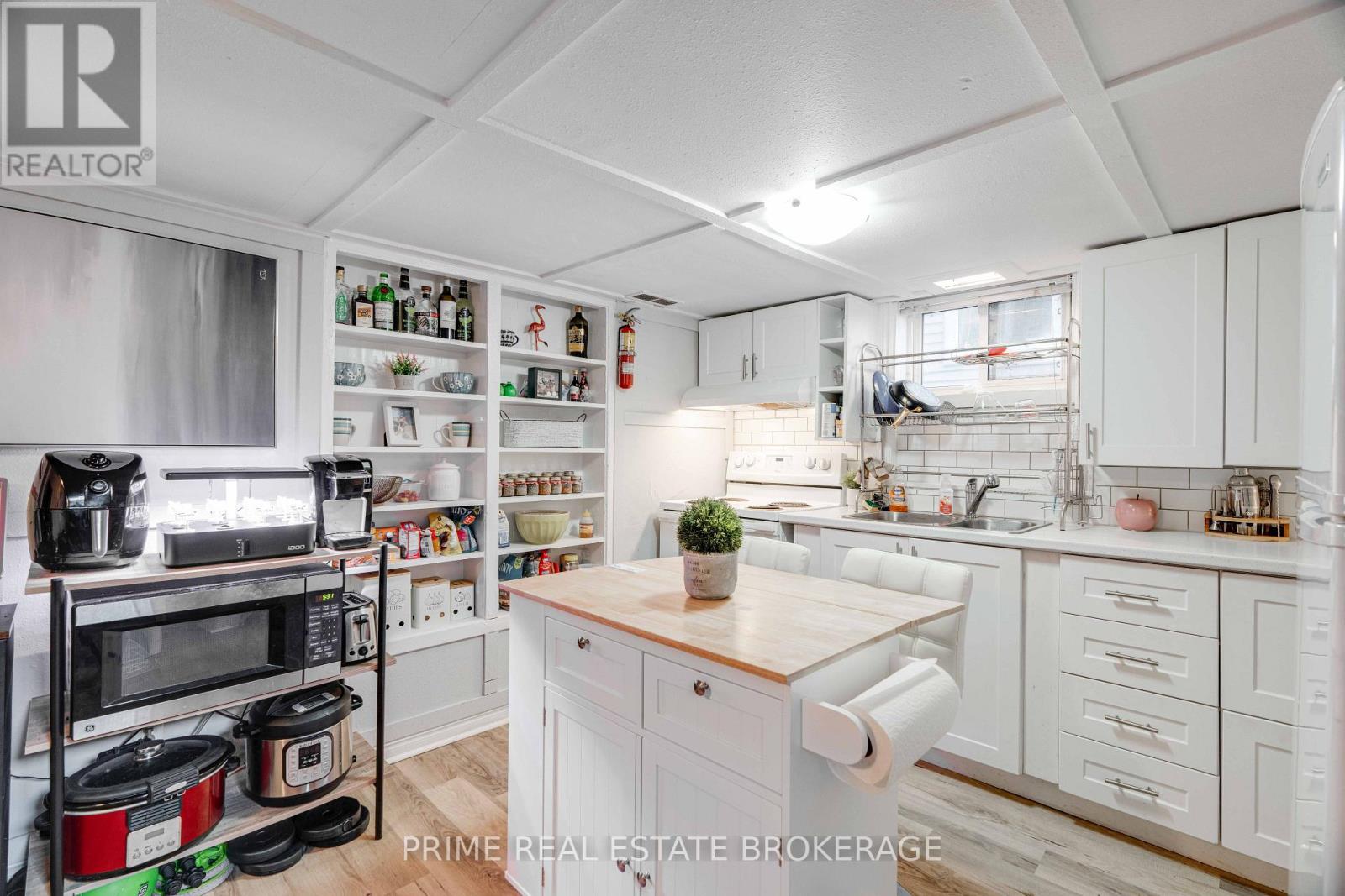 7 Marmora Street Property Photo 16