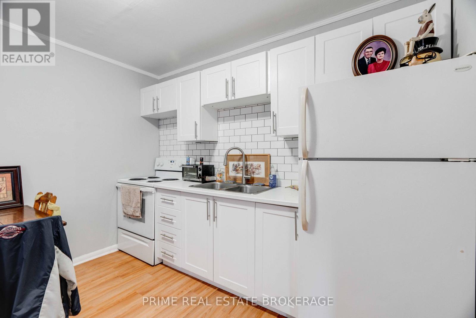 7 Marmora Street Property Photo 24