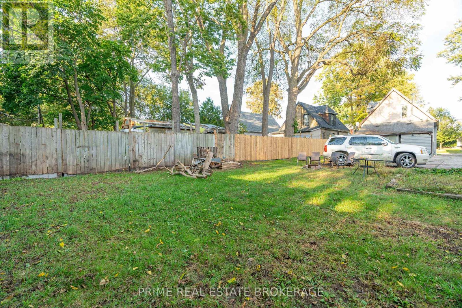 7 Marmora Street Property Photo 34