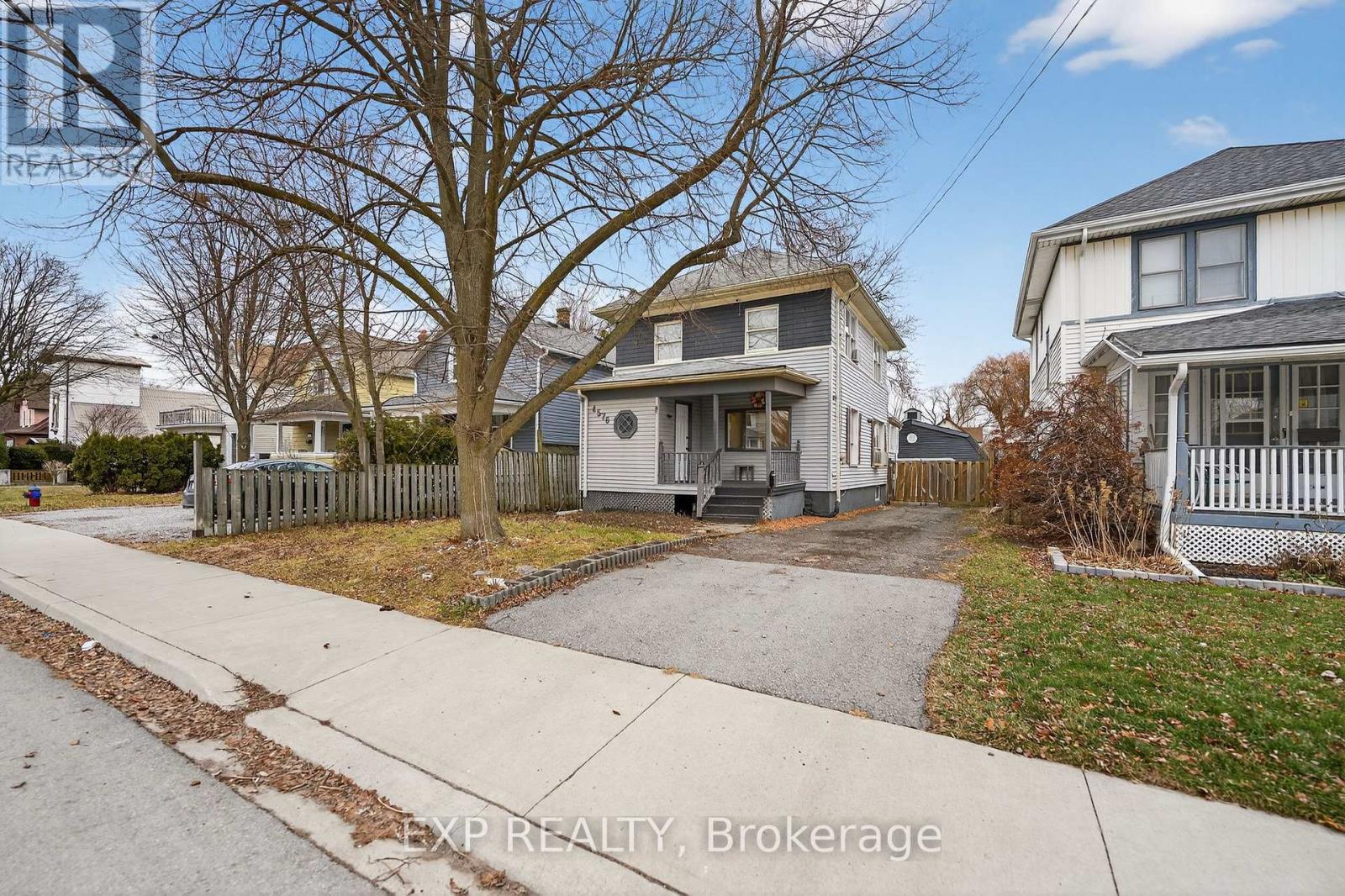4576 Fourth Avenue Property Photo 1