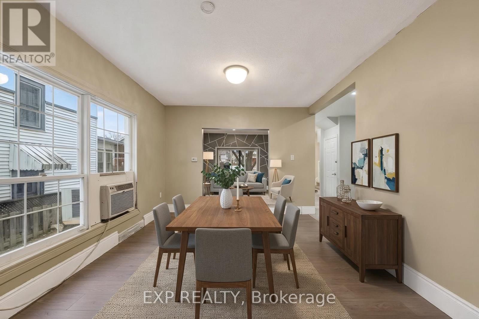 4576 Fourth Avenue Property Photo 10