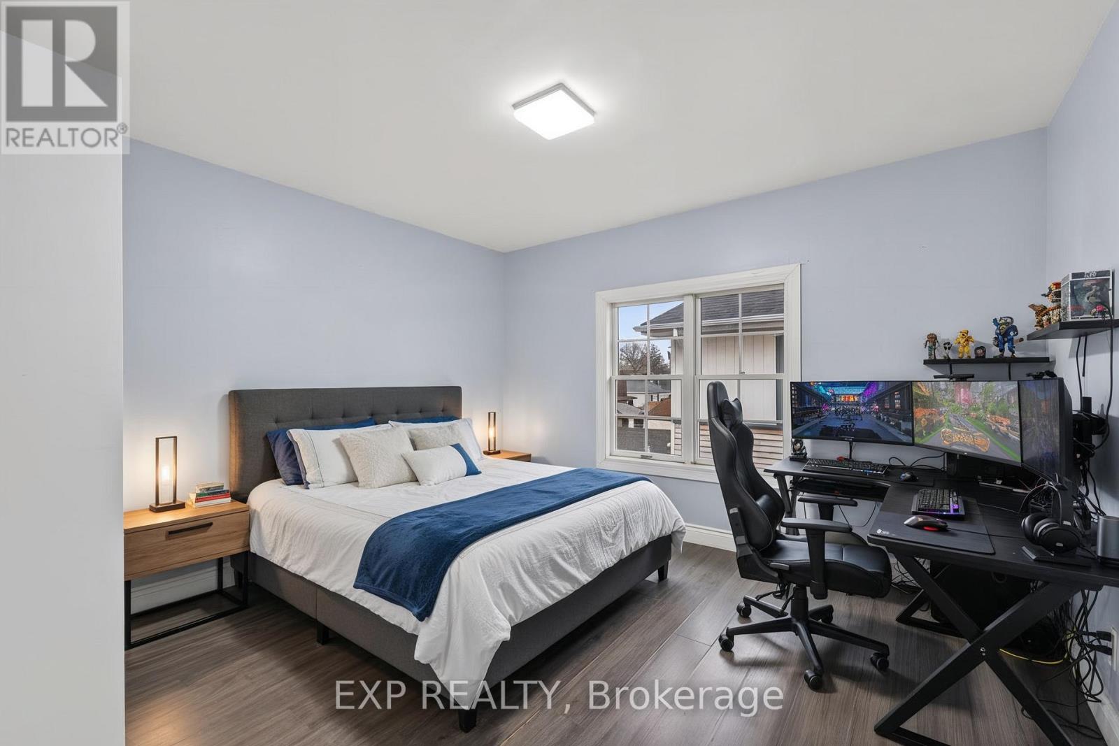 4576 Fourth Avenue Property Photo 17