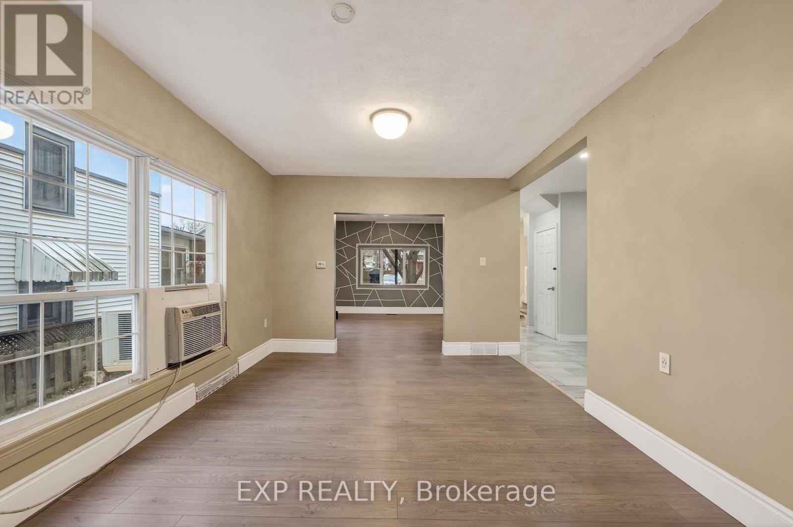 4576 Fourth Avenue Property Photo 23