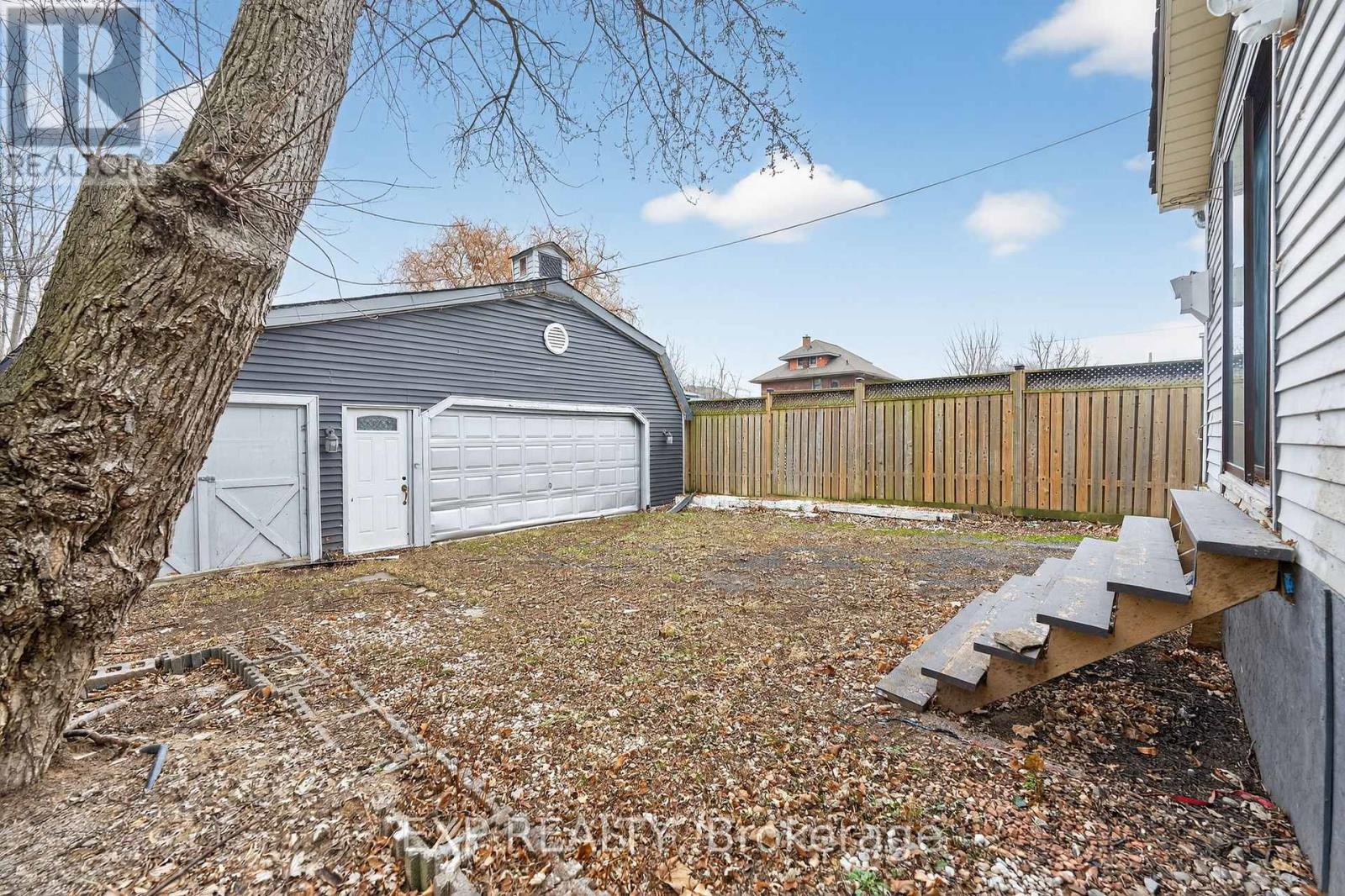 4576 Fourth Avenue Property Photo 37