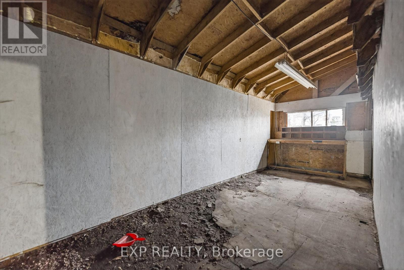 4576 Fourth Avenue Property Photo 40