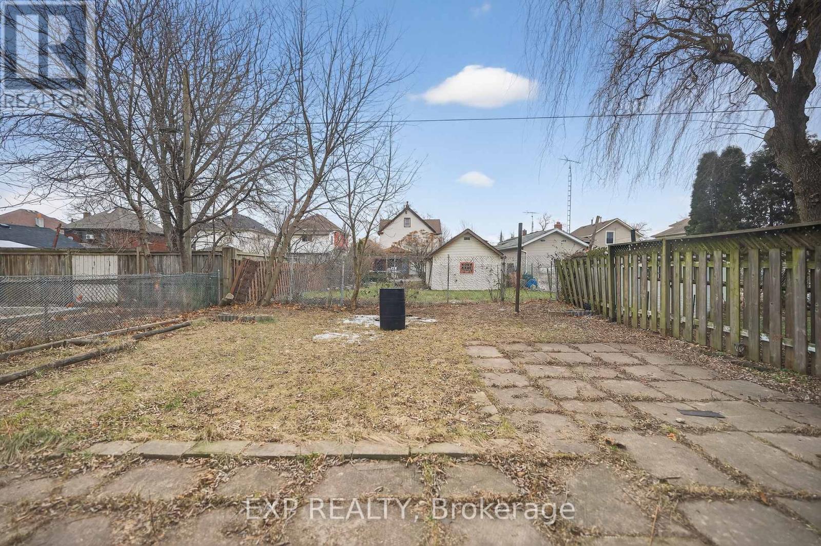 4576 Fourth Avenue Property Photo 41