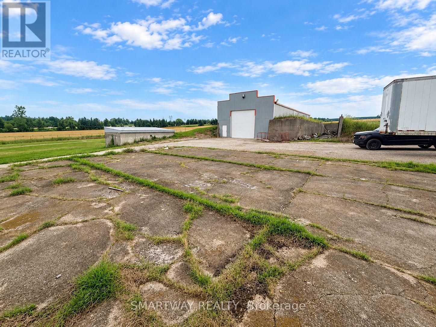 4077 Breen Road Property Photo 13