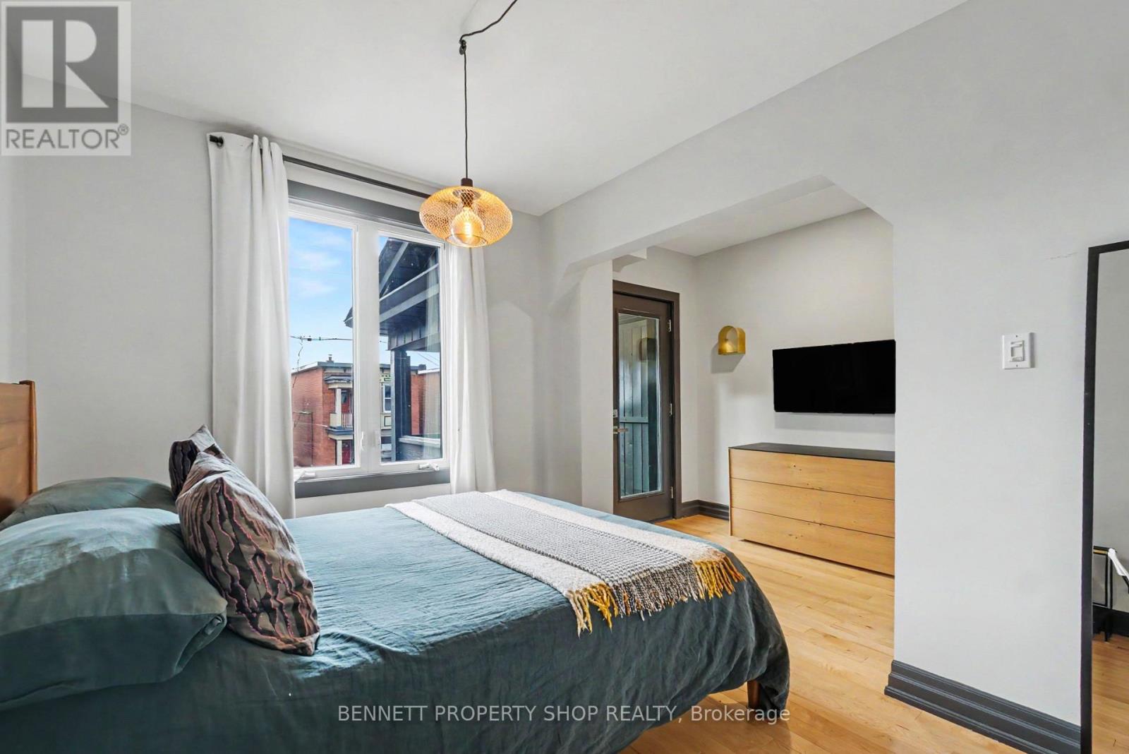 273 Arlington Avenue Property Photo 11