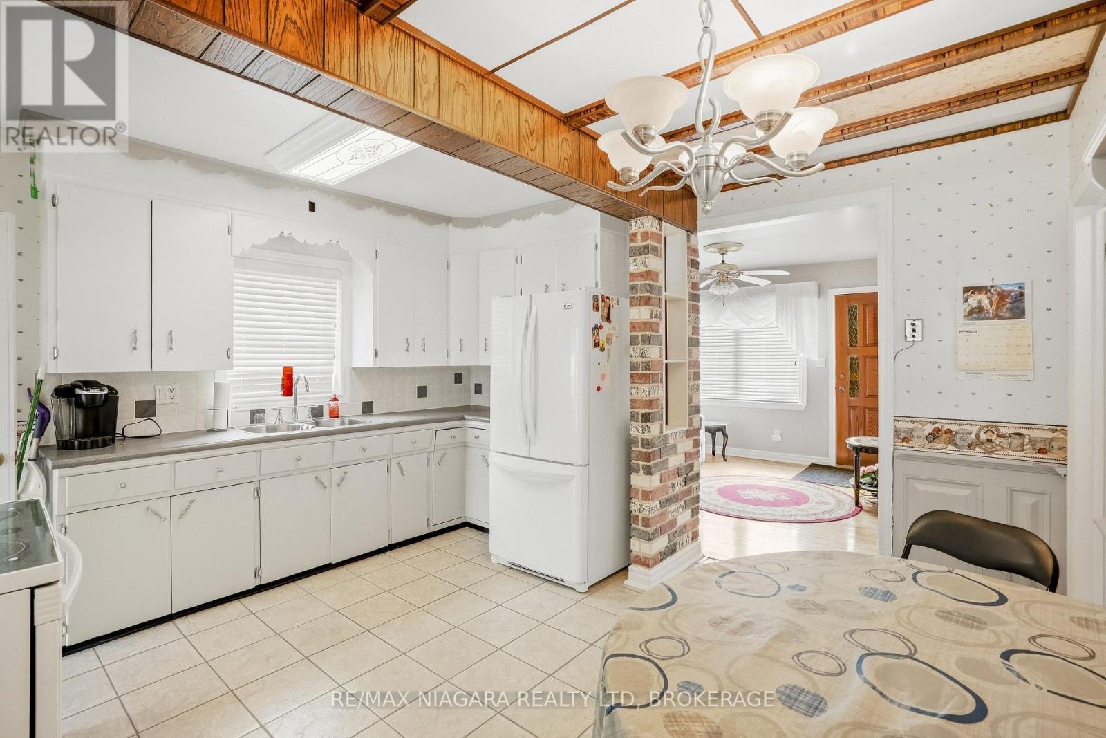 509 Lincoln Street Property Photo 12