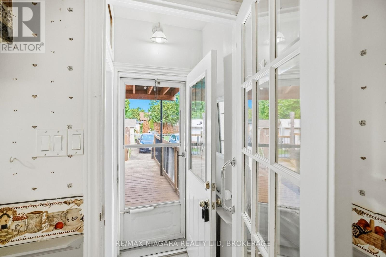 509 Lincoln Street Property Photo 13