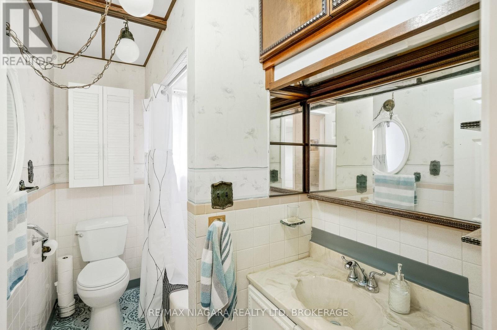 509 Lincoln Street Property Photo 15