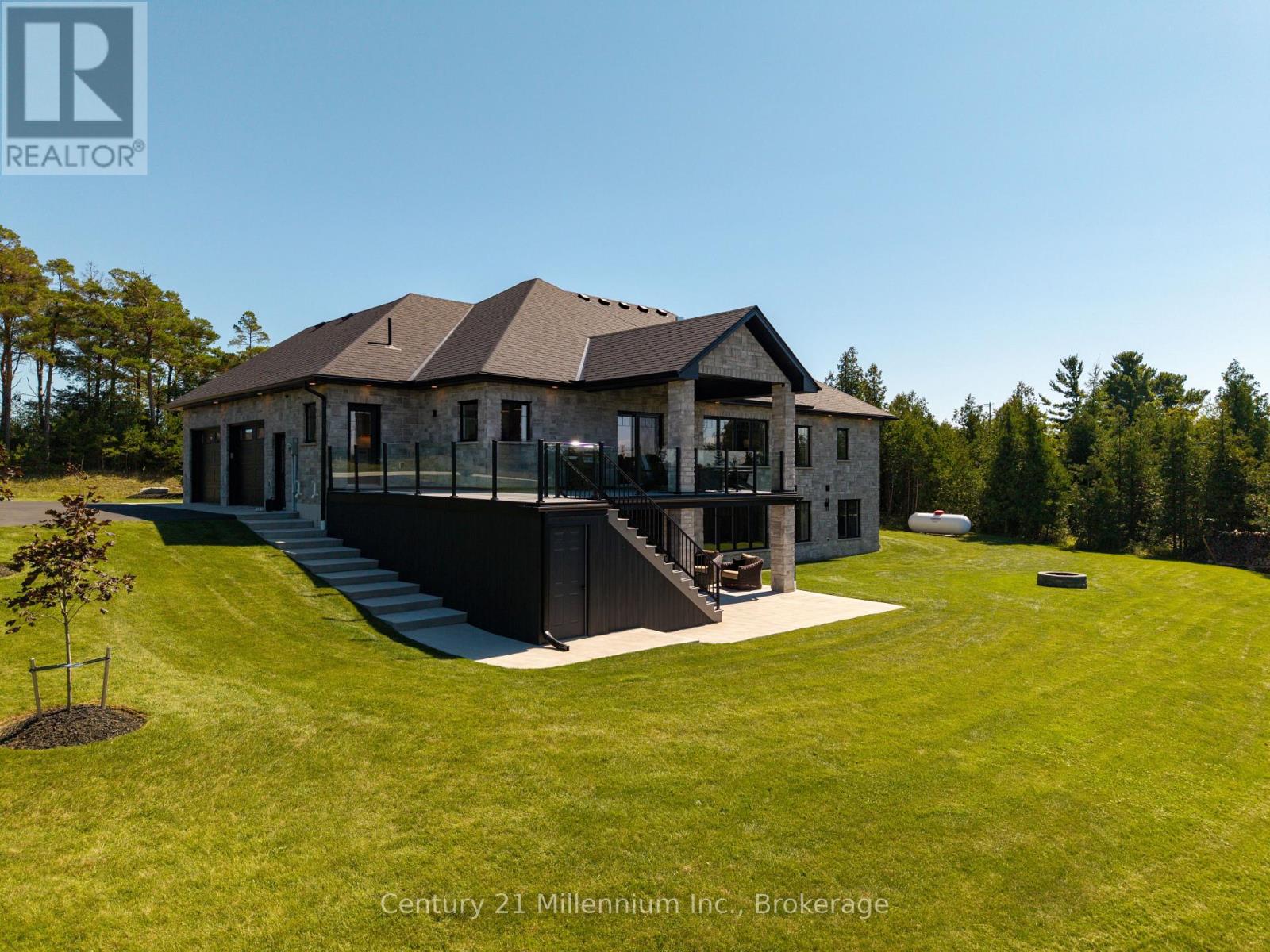 150 Louise Creek Crescent Property Photo 40