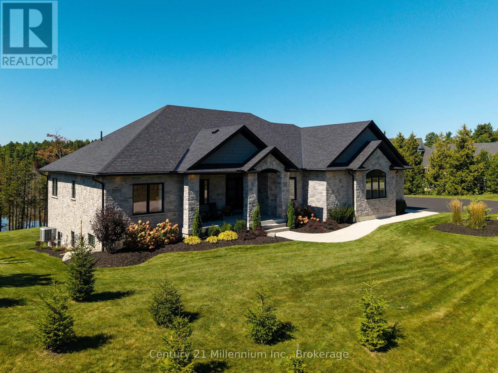 150 Louise Creek Crescent Property Photo 48