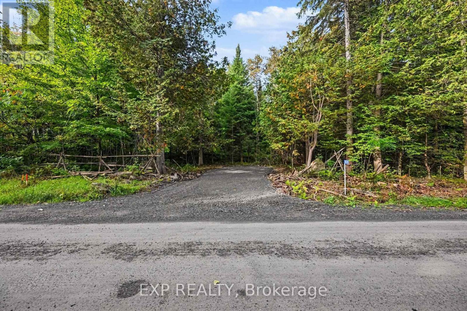 1579 Darling Road Property Photo 1