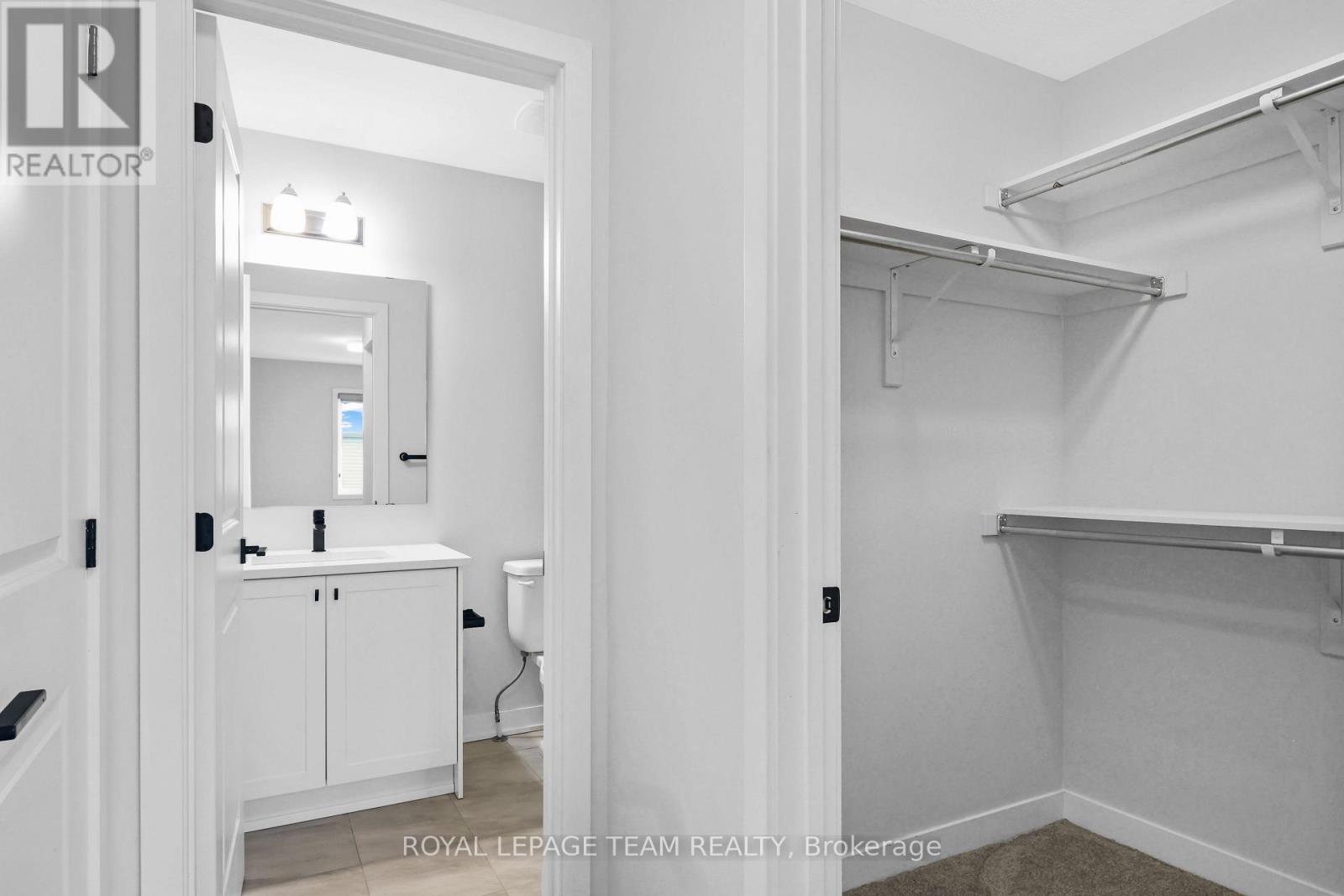 802 Parnian Private Property Photo 20