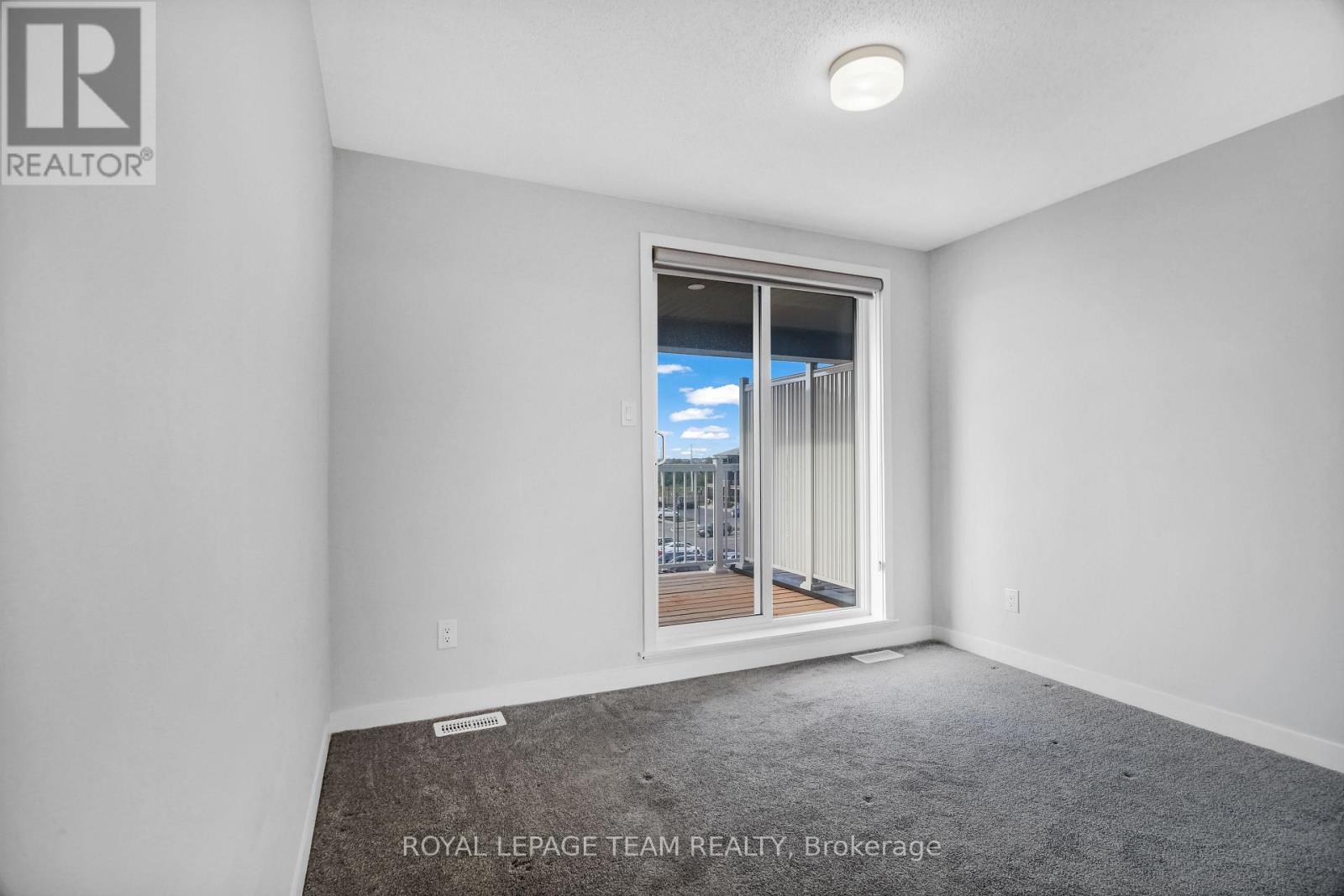 802 Parnian Private Property Photo 24