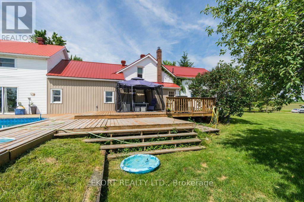 272 Coutts Road Property Photo 8