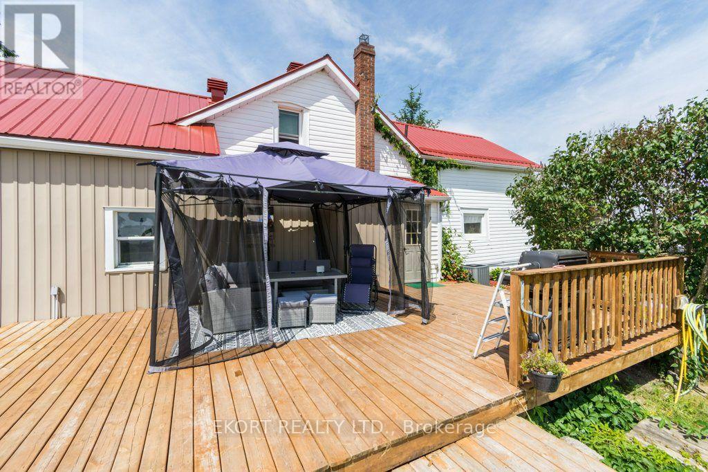 272 Coutts Road Property Photo 9