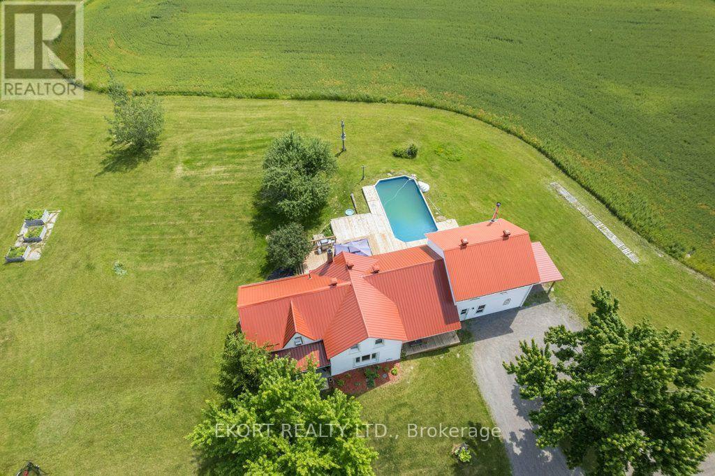 272 Coutts Road Property Photo 12