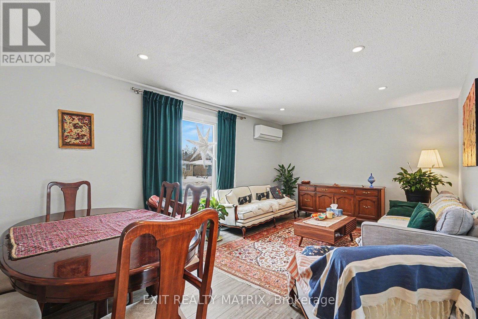 91 Sheldrake Drive Property Photo 5