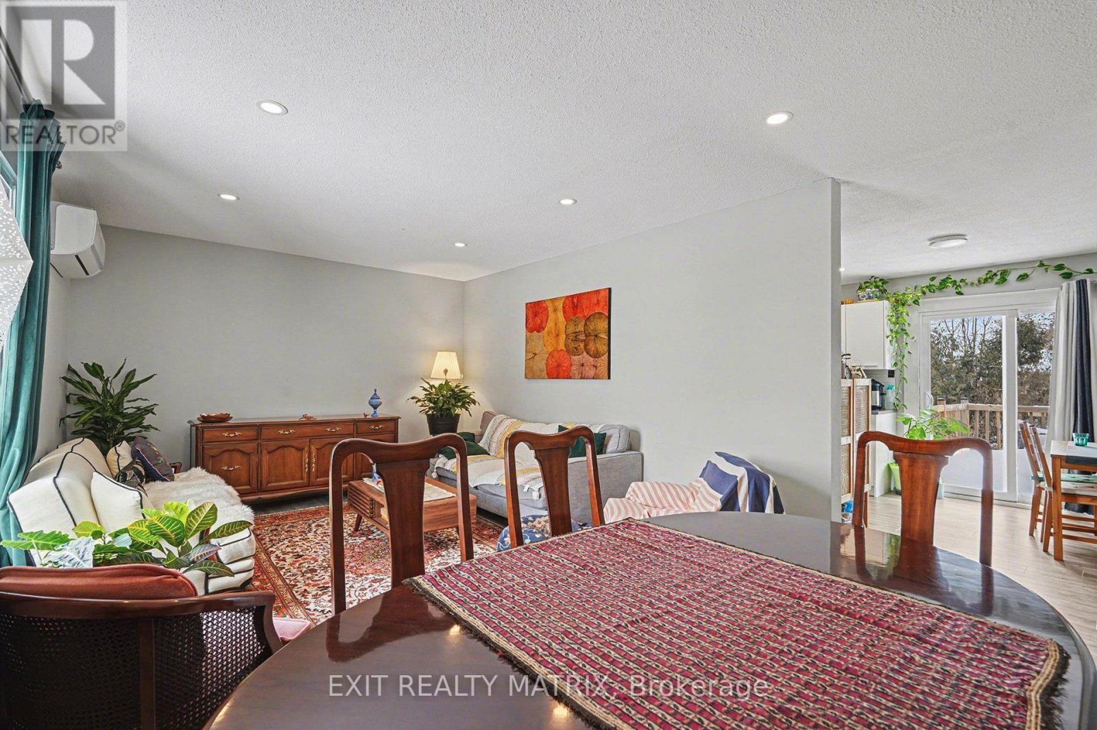 91 Sheldrake Drive Property Photo 6