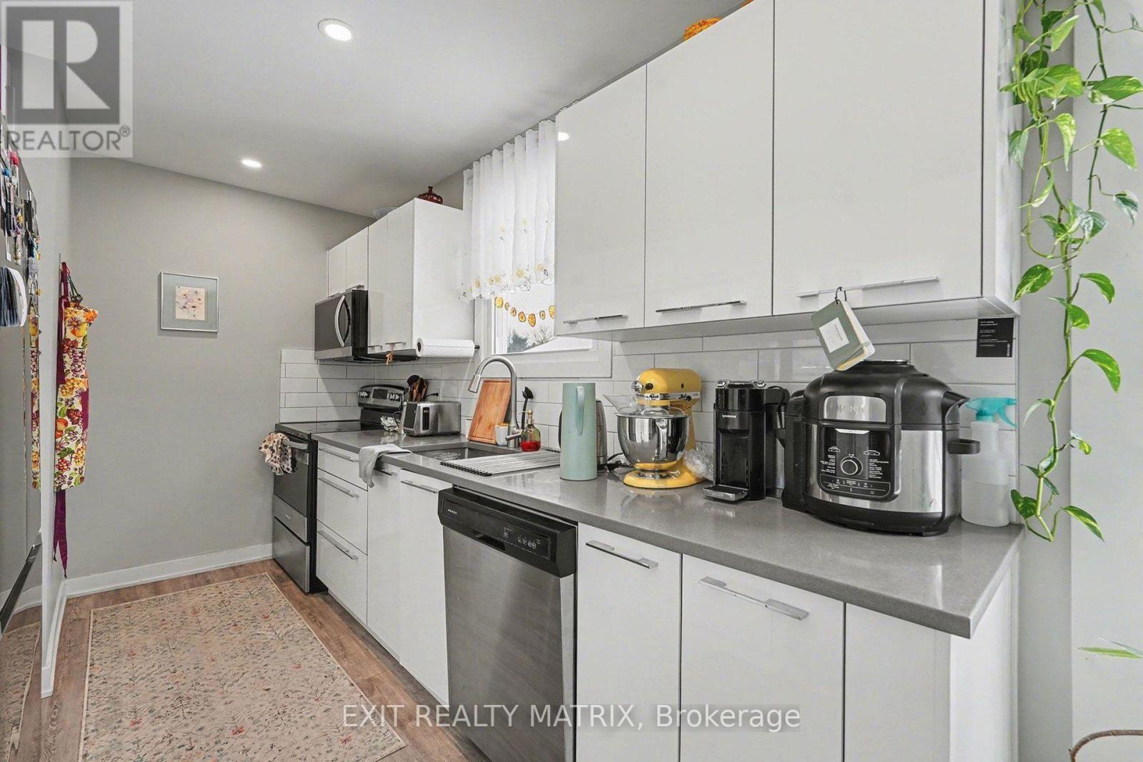 91 Sheldrake Drive Property Photo 7