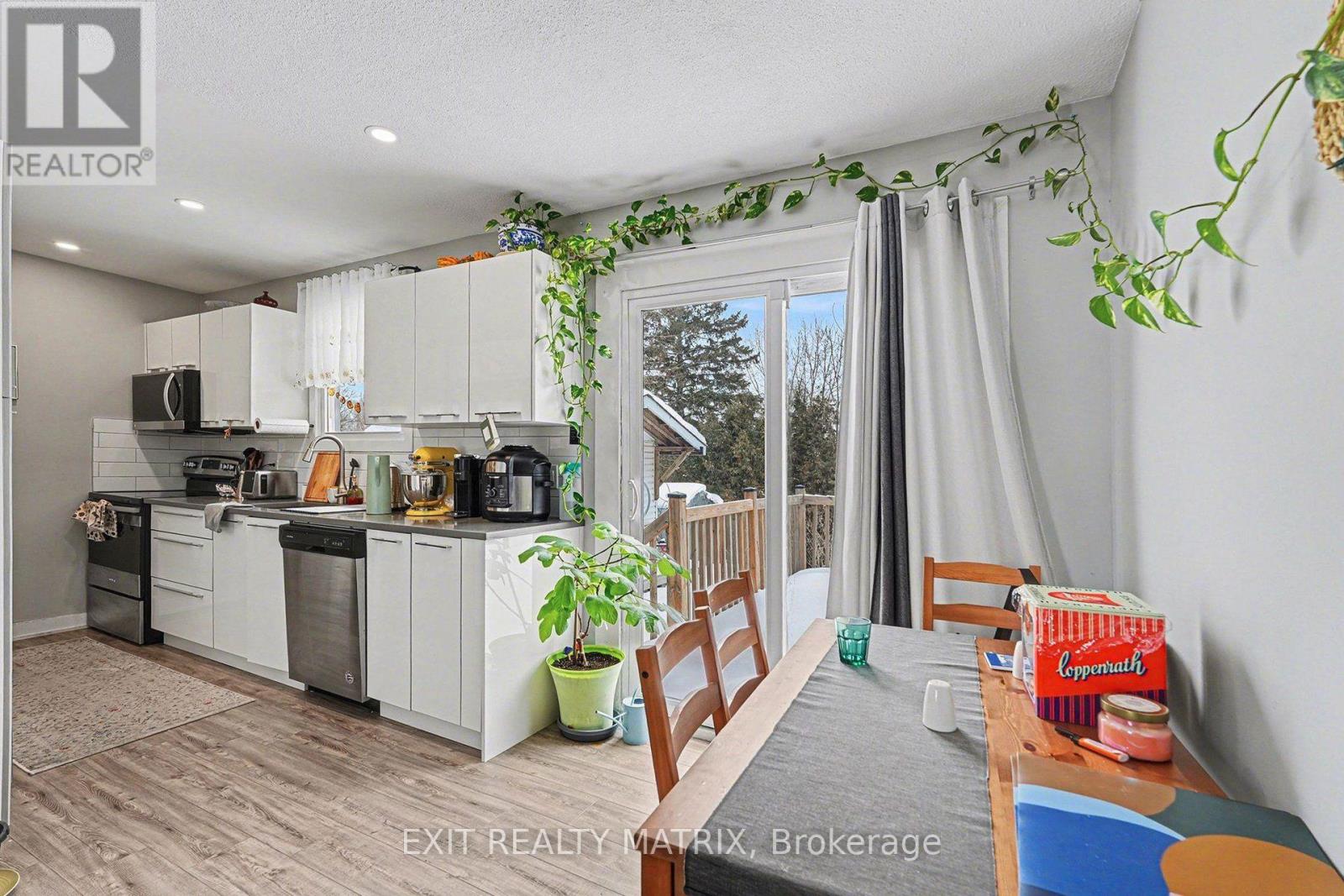 91 Sheldrake Drive Property Photo 10
