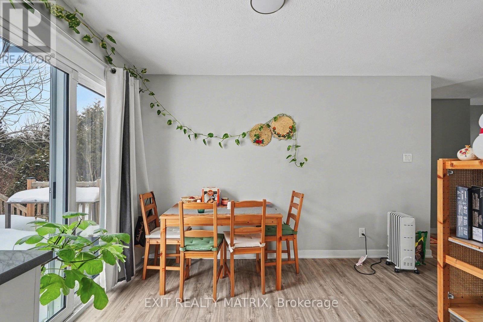 91 Sheldrake Drive Property Photo 14