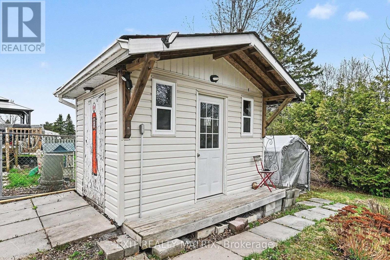 91 Sheldrake Drive Property Photo 37