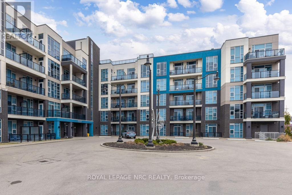 412 - 10 Concord Place Property Photo 1