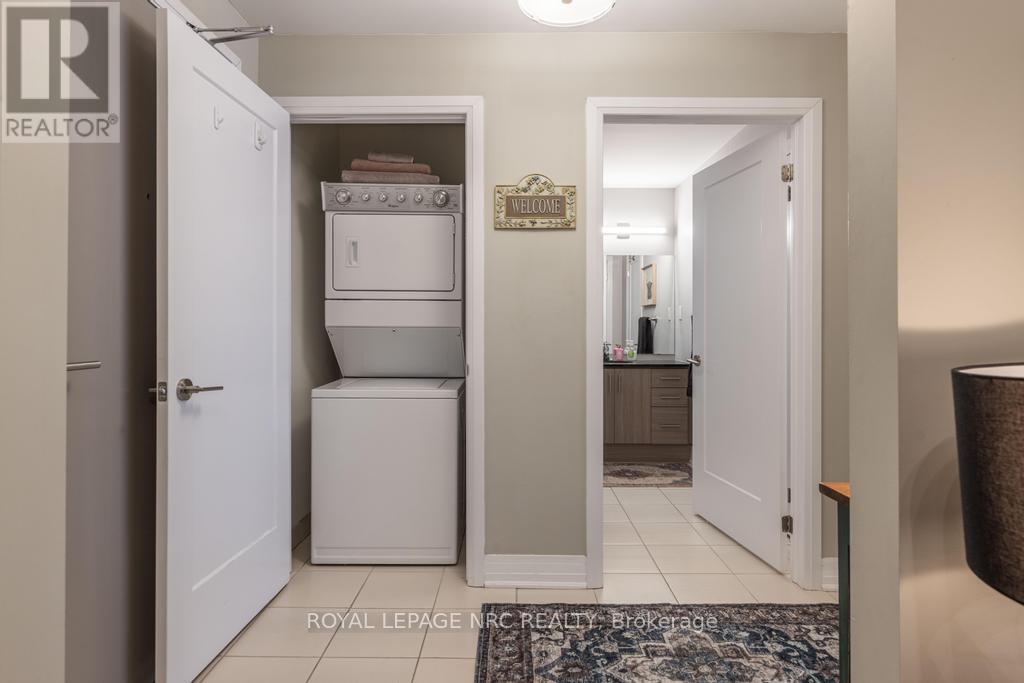 412 - 10 Concord Place Property Photo 18