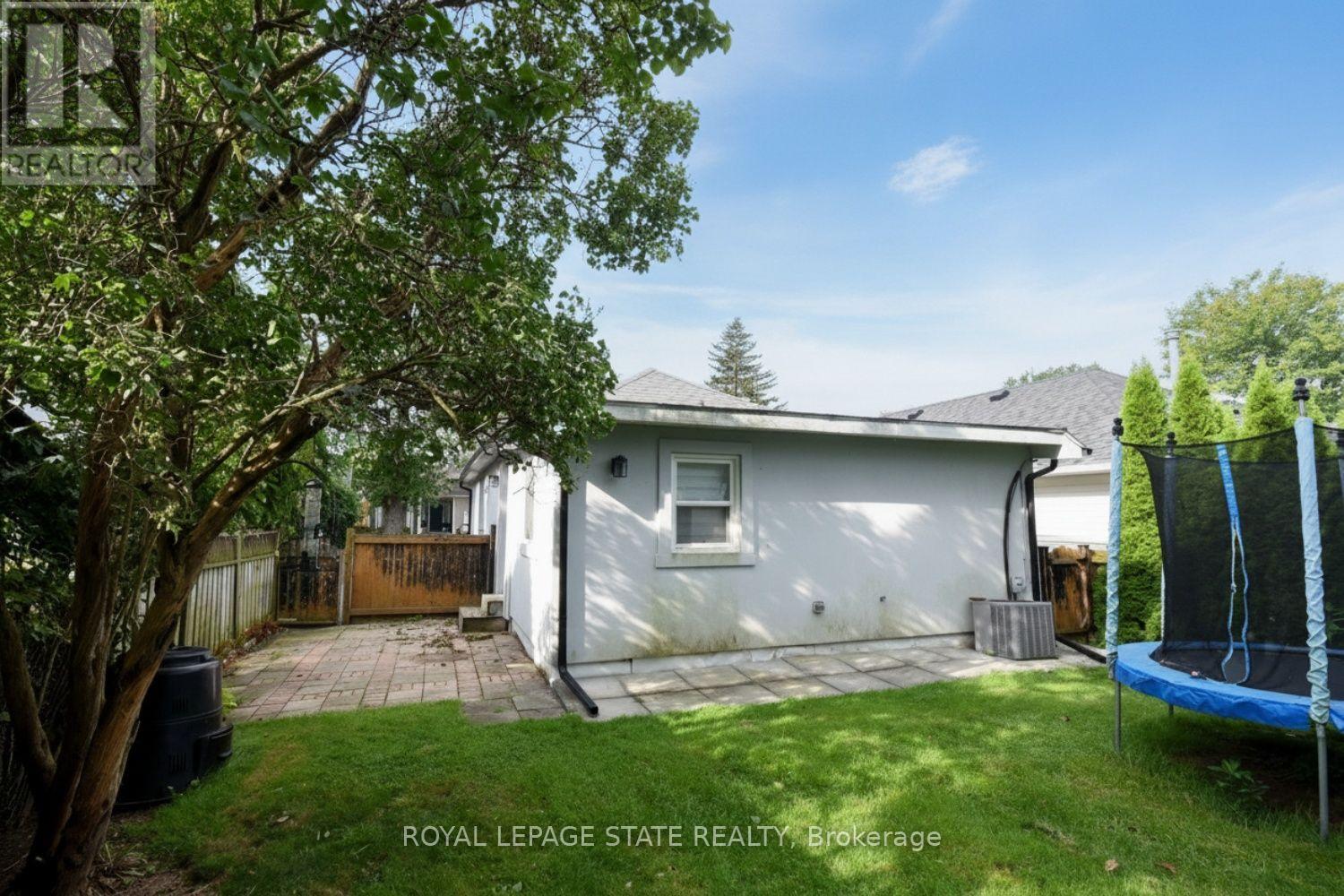 10 Graham Street Property Photo 22