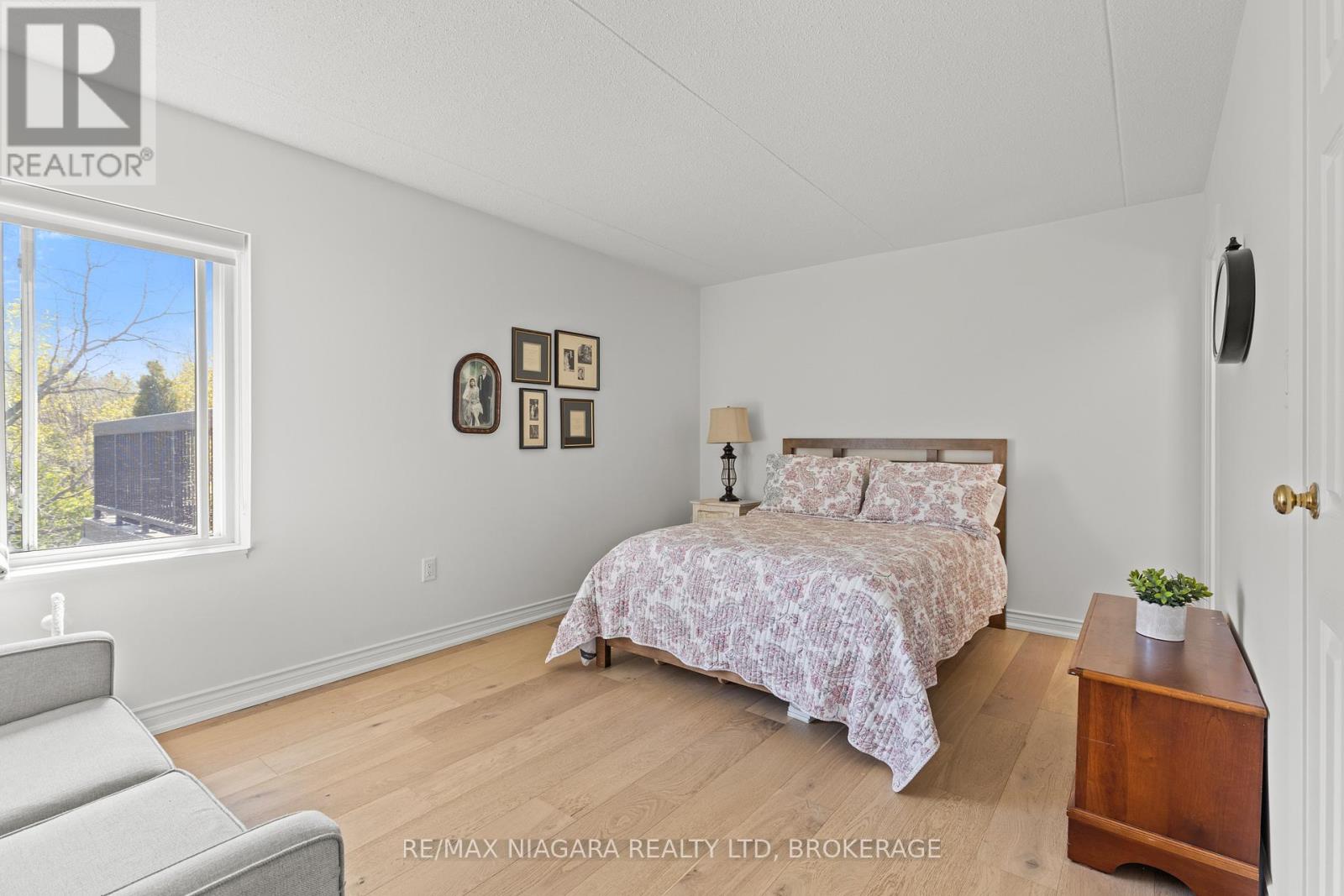 403 - 61 Paffard Street Property Photo 11