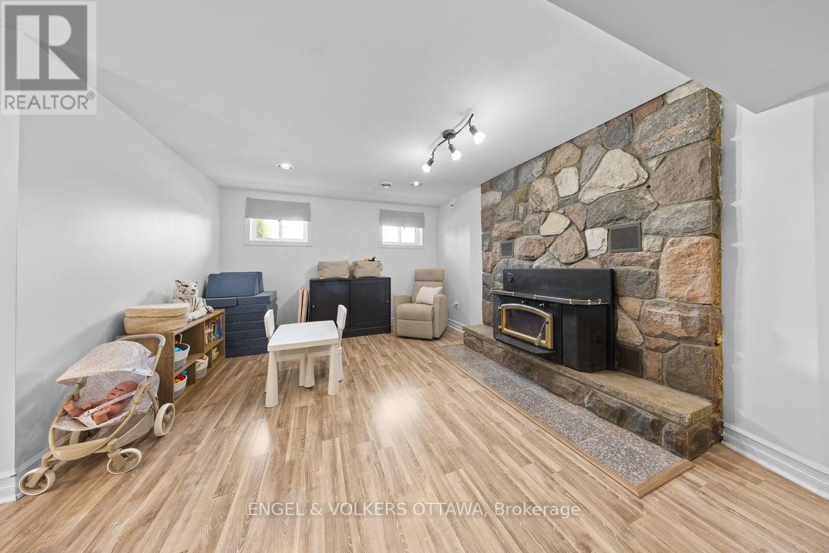 1393 Sutherland Drive Property Photo 31