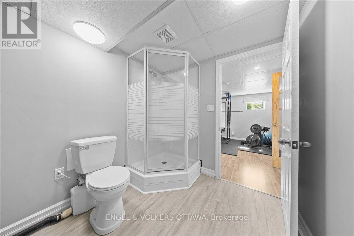 1393 Sutherland Drive Property Photo 33