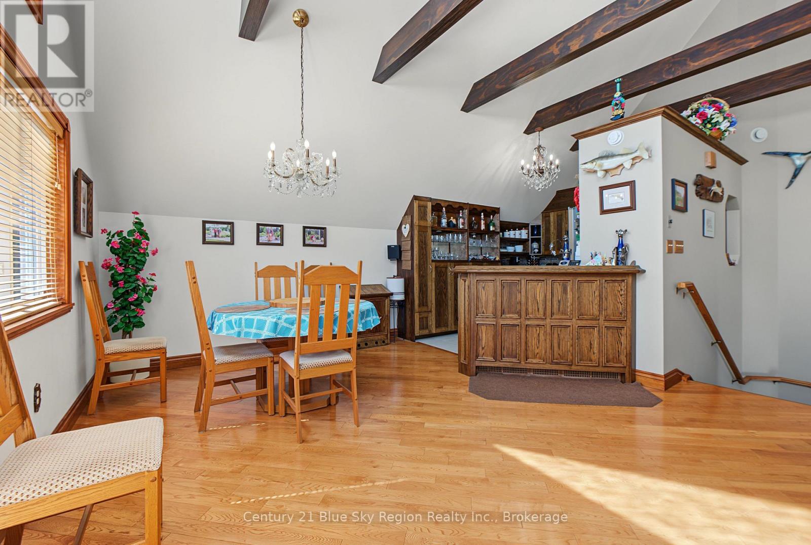 76 Hanselman Line Property Photo 15