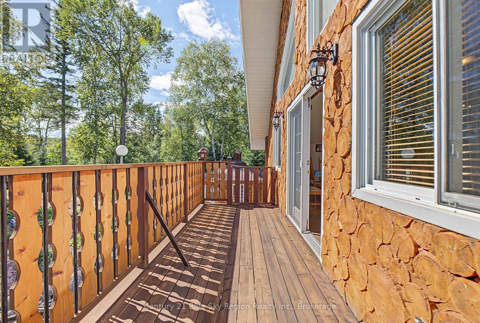 76 Hanselman Line Property Photo 17