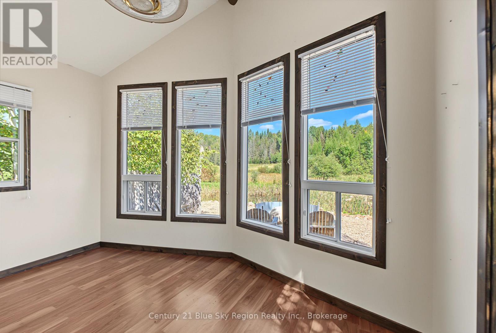 76 Hanselman Line Property Photo 43