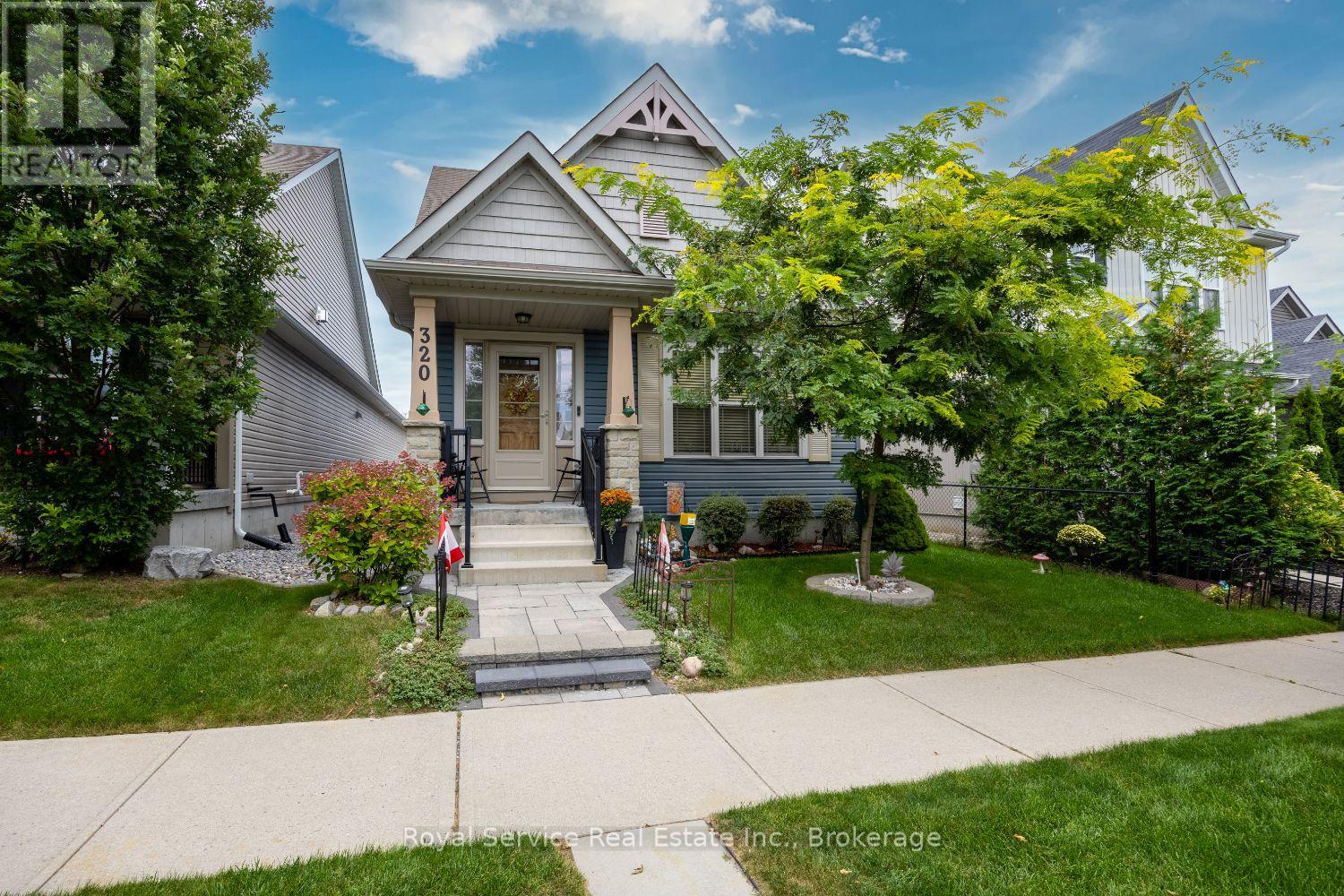 320 Strachan Street Property Photo 2