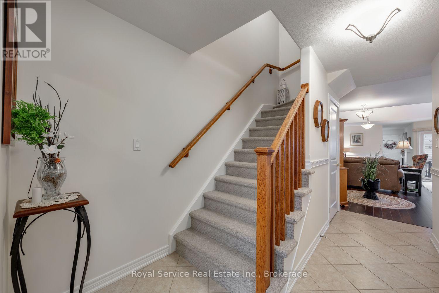 320 Strachan Street Property Photo 7