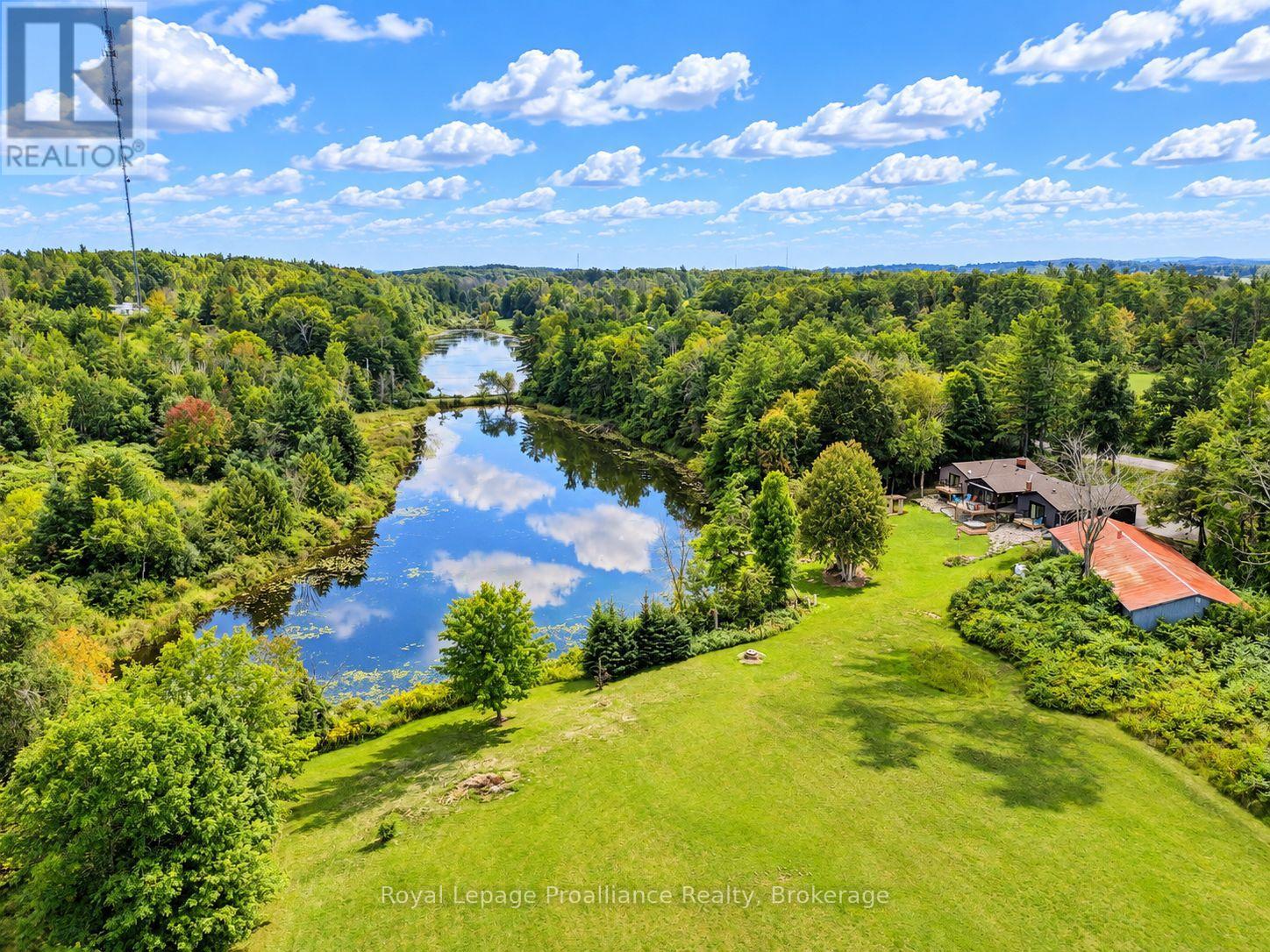 684 Gallivan Road Property Photo 4