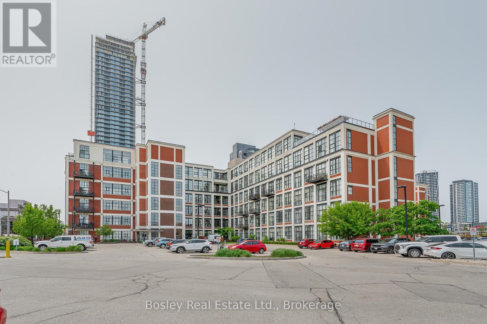 308 - 404 KING STREET W Property Photo 1