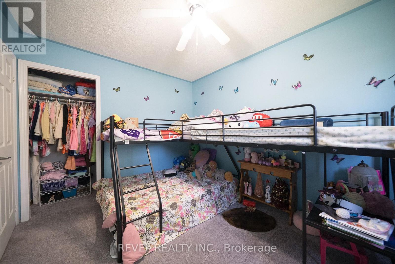 218 Mechanic Street W Property Photo 17