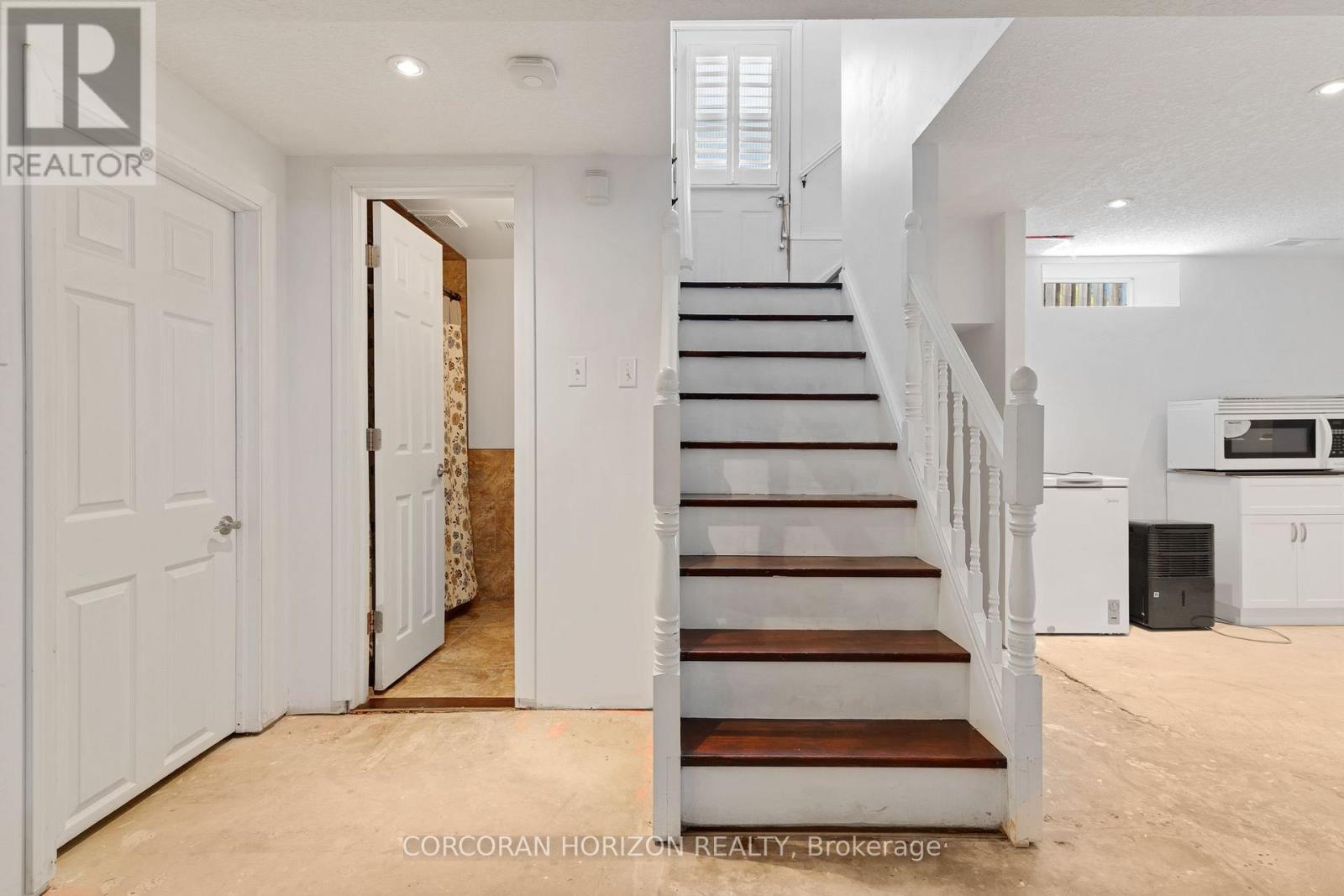 63 Cedarhill Crescent Property Photo 25