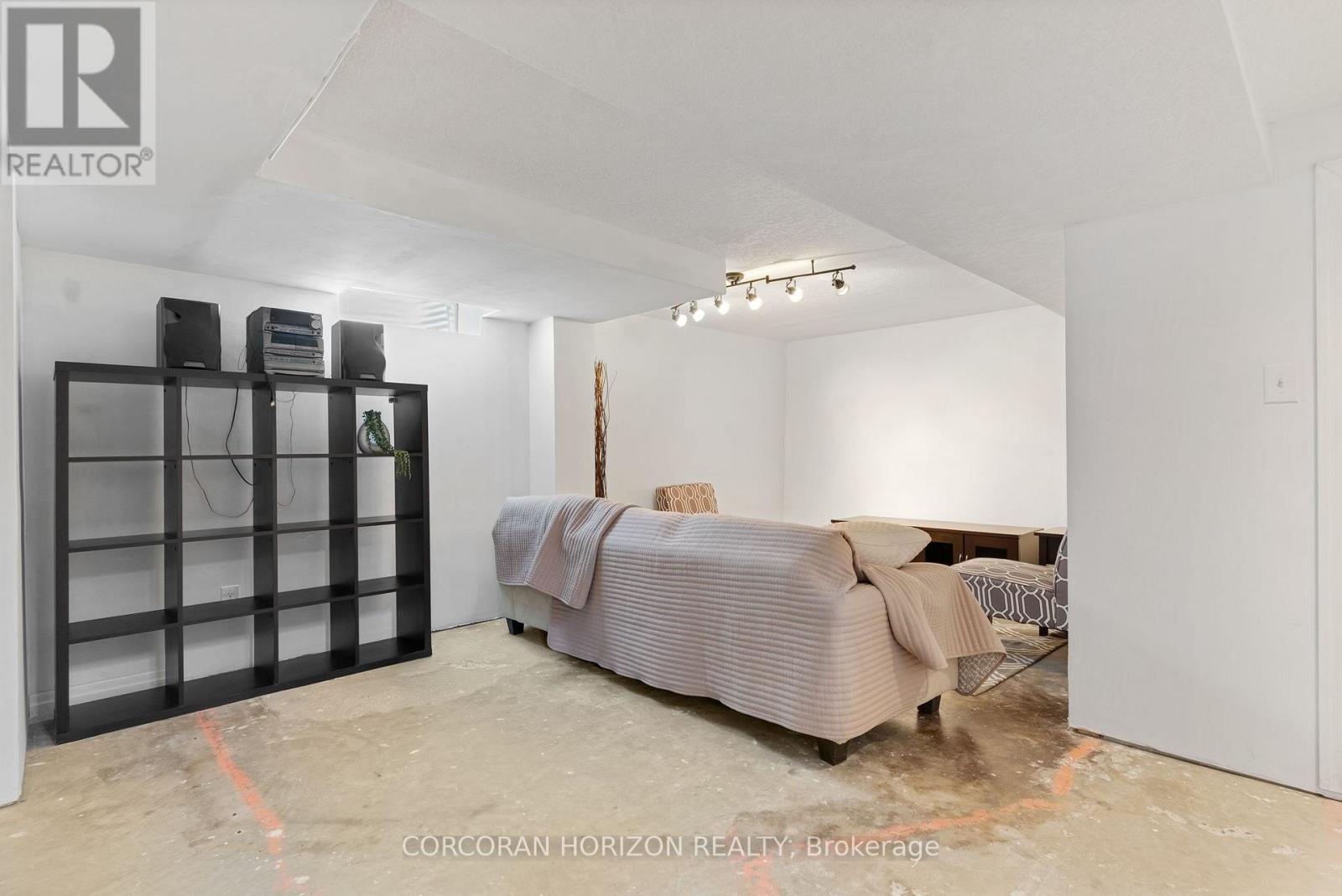 63 Cedarhill Crescent Property Photo 29