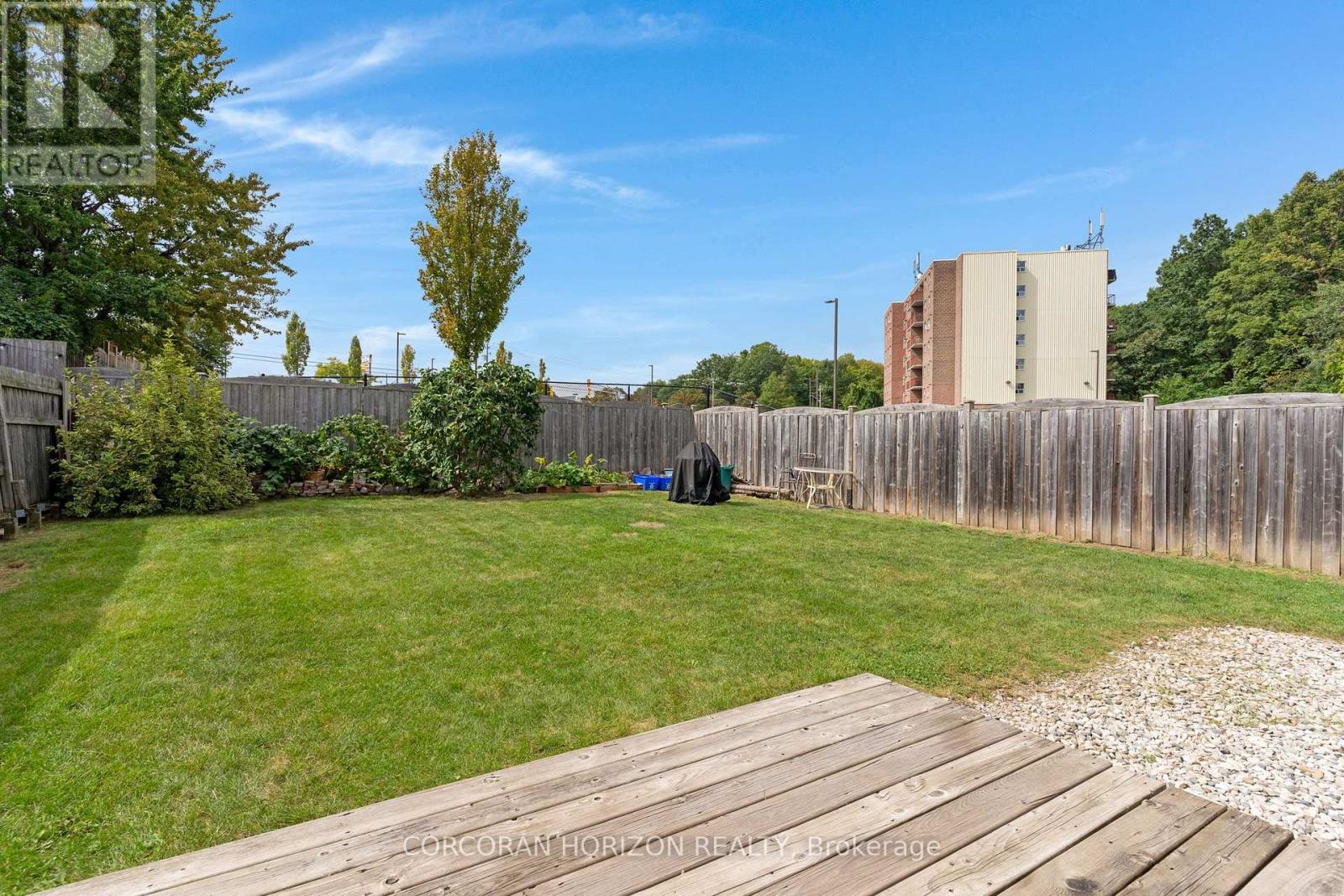 63 Cedarhill Crescent Property Photo 39