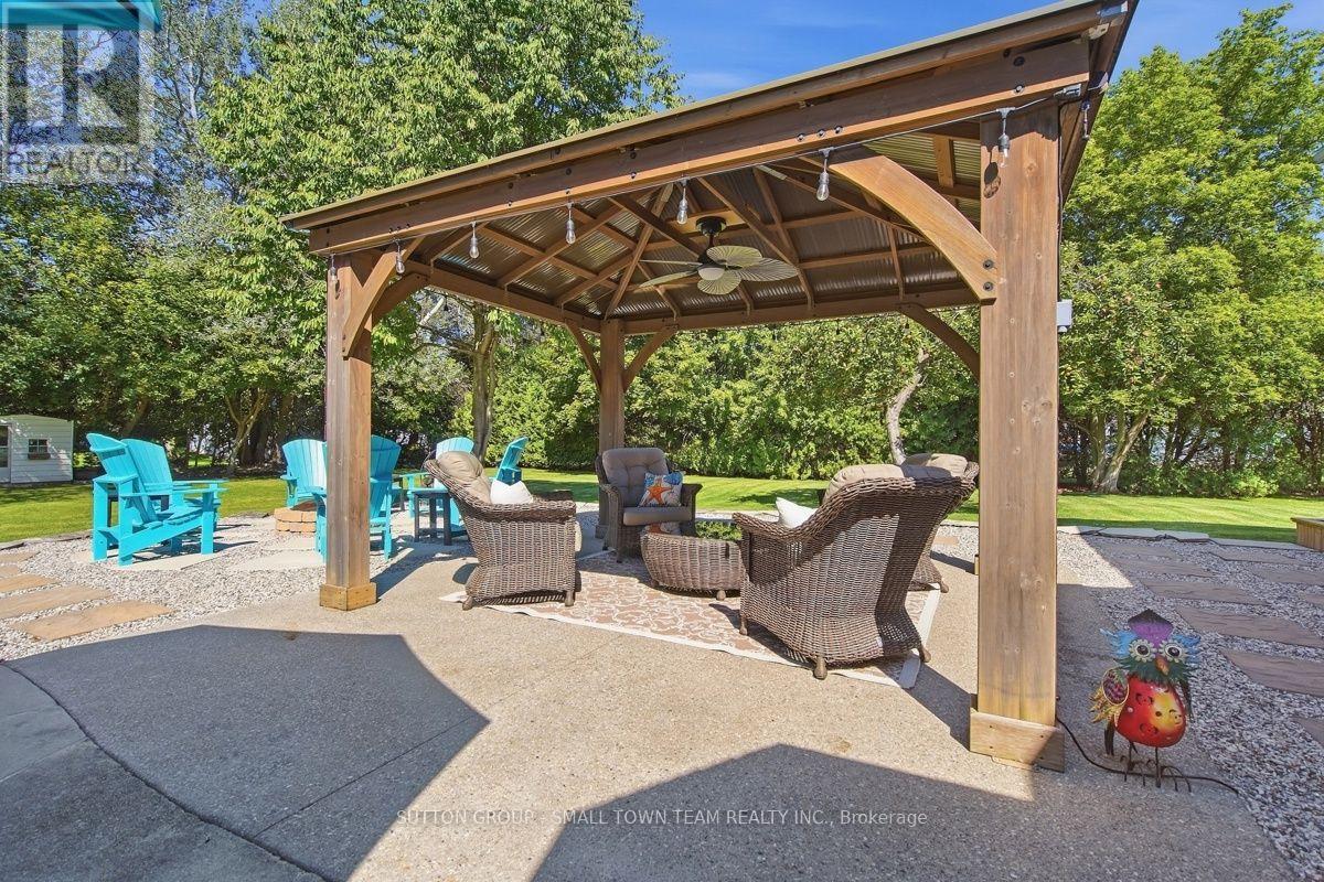 72213 Bluewater Highway Property Photo 36