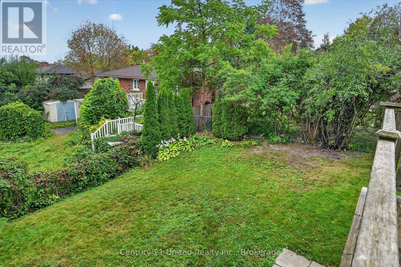 537 Montcalm Drive Property Photo 16