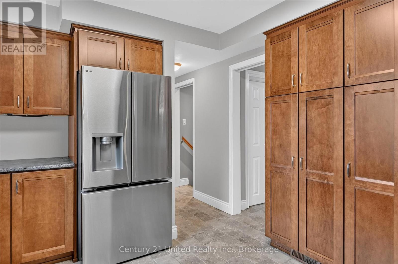 537 Montcalm Drive Property Photo 19